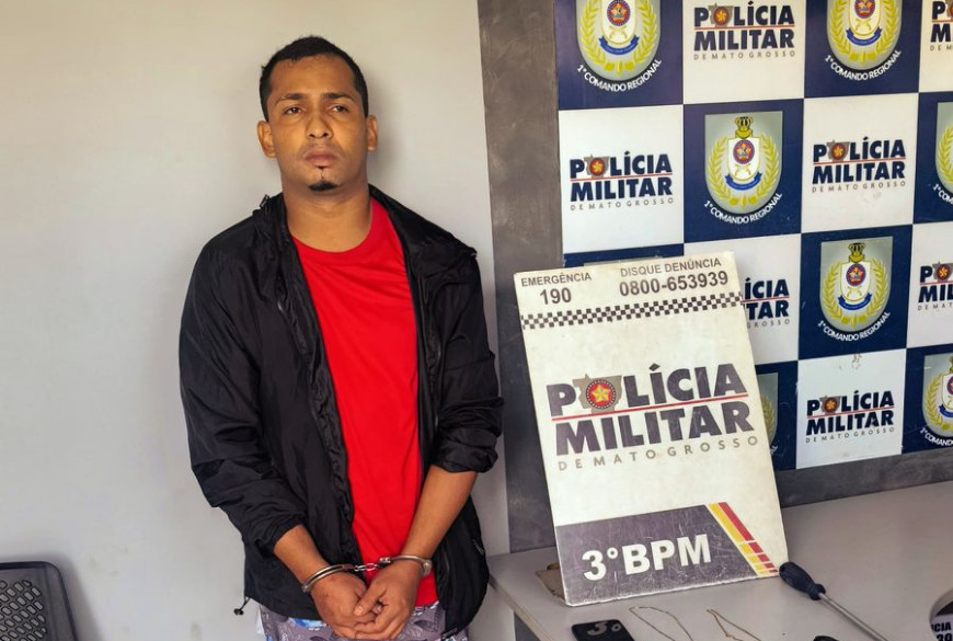 Um bandido foi preso, outro morreu e um terceiro criminoso está foragido.