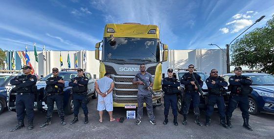 Bandido chegou a  pular em rio para fugir da PM
