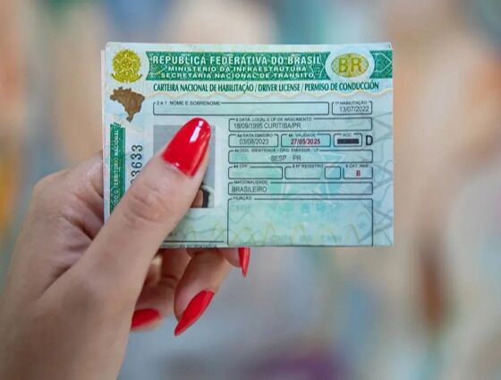 Nova legislação beneficia condutores com bom histórico e reduz a burocracia na renovação da carteira.