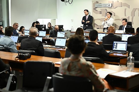 Aprovado com relatório de Marcio Bittar, o PL 2.953/2023 segue para a Comissão de Constituição e Justiça