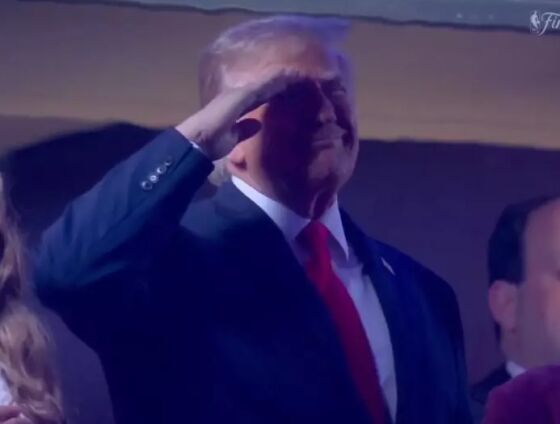 Trump é vaiado por torcedores durante jogo das finais da NBA em Nova York
