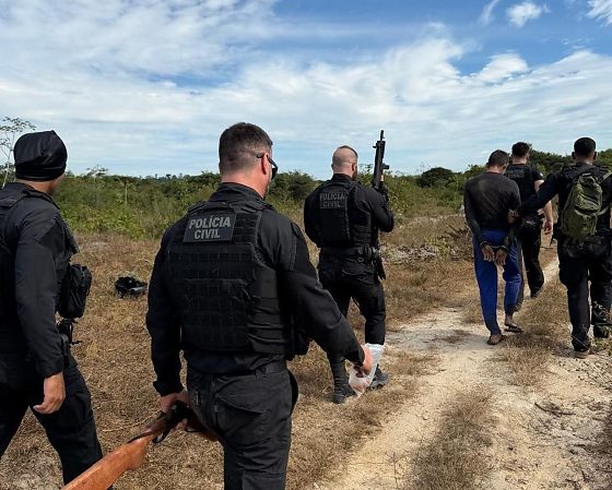 Polícia Civil deflagrou a Operação Horizonte em Paranaíta para desarticular uma facção criminosa envolvida com o tráfico de drogas no município.