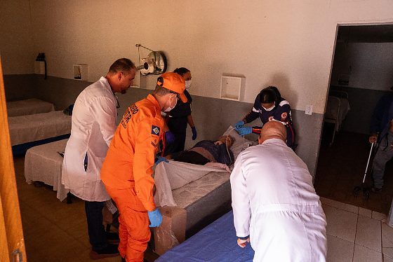 Justiça determinou troca na gestão depois que cerca de 40 idosos foram encontrados vivendo em condições degradantes na instituição. 
