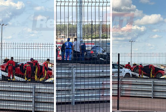 Veículos bateram durante desfile de carros esportivos em prova da Fórmula Truck.