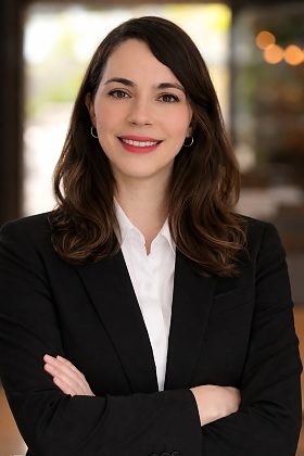 Fernanda Paciência é gestora de tecnologia e comunicação da KRJ Conectores Elétricos. É formada em Análise de Sistemas e pós graduada em Controladoria pela Universidade Mackenzie.