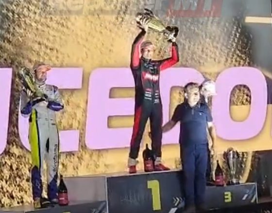 Nelsinho foi o vencedor da prova principal da Stock Car realizada no Autódromo Internacional de Mato Grosso,