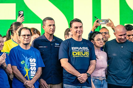 O deputado federal Coronel Assis (PL-MT) participou, neste sábado (20/06/2026), da tradicional Marcha para Jesus em Cuiabá, considerada um dos maiores atos públicos de caráter cristão do estado de Mato Grosso.