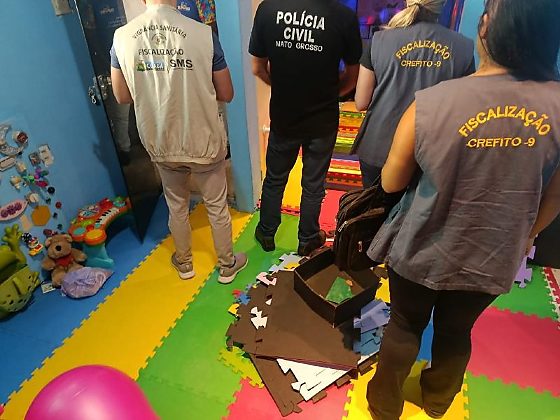 Marcos Roberto realizava os atendimentos em uma clínica improvisada montada em uma estrutura residencial.