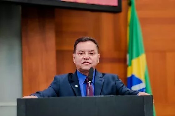 Eduardo Botelho é deputado estadual pelo MDB.