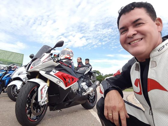 Célio Marcos de Oliveira morreu em um acidente registrado em abril de 2021, na MT-251, rodovia que liga Cuiabá a Chapada dos Guimarães.