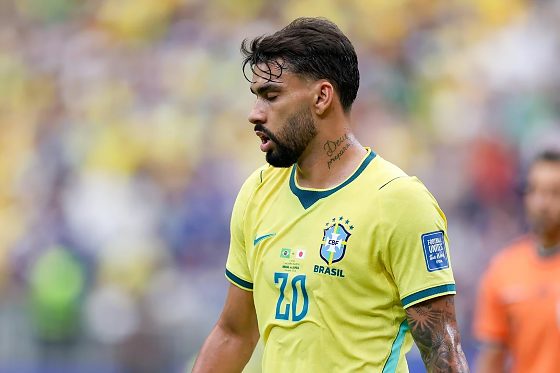 Lucas Paquetá sofreu uma lesão durante a vitória sobre o Japão 