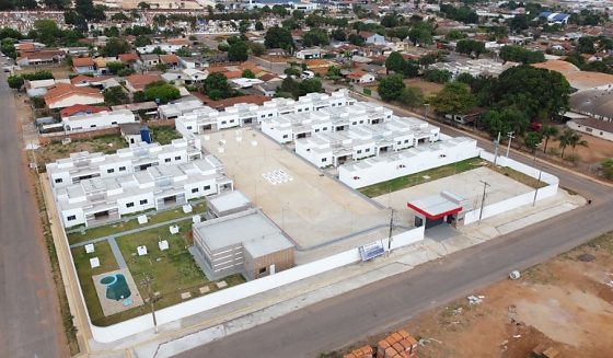 A Vila Aconchego é o primeiro condomínio público e gratuito exclusivo para idosos de Mato Grosso.