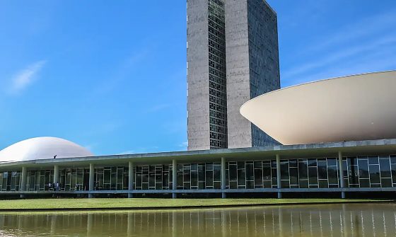 Câmara e Senado entram na última semana de trabalho com projetos prioritários travados