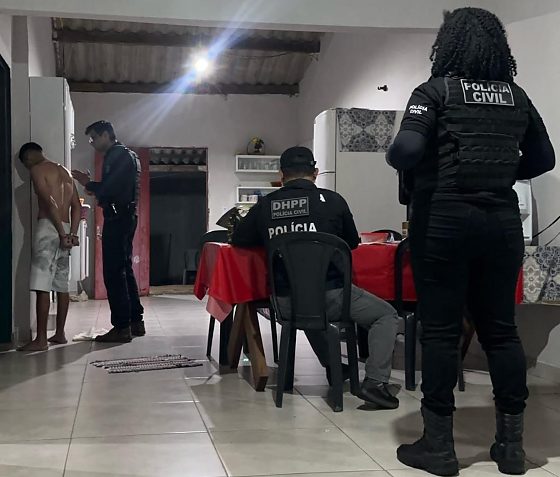 Um mandado de prisão e sete de busca e apreensão foram cumpridos.