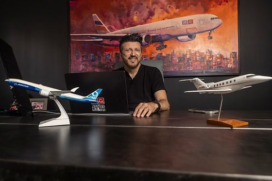 O especialista em aviação, Lito Sousa, do canal Aviões e Música