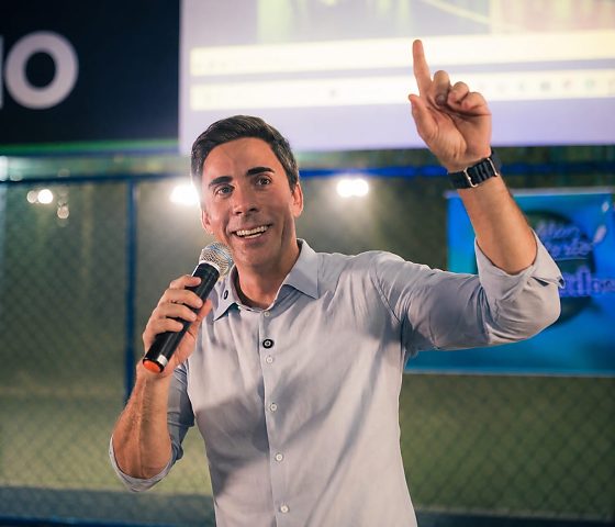 O governo investiu em todas as áreas da educação, da infraestrutura física das escolas ao material escolar.