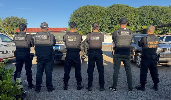 As investigações identificaram uma estrutura criminosa voltada ao transporte interestadual de entorpecentes