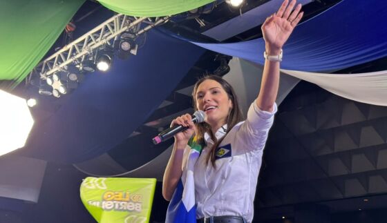 Janaina Riva disputou uma das suas vagas no Senado, mas ficou em terceiro lugar