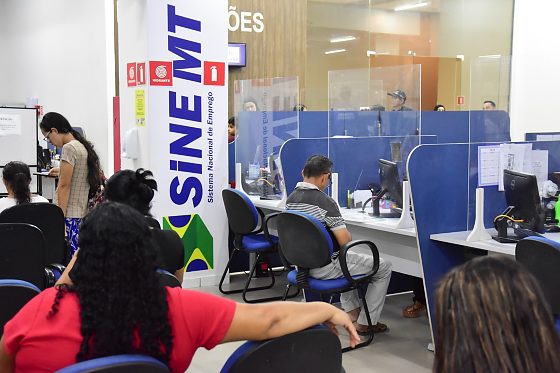 Sine-MT disponibiliza 2.302 vagas de emprego em Mato Grosso nesta semana, com oportunidades para diferentes áreas e níveis de escolaridade.