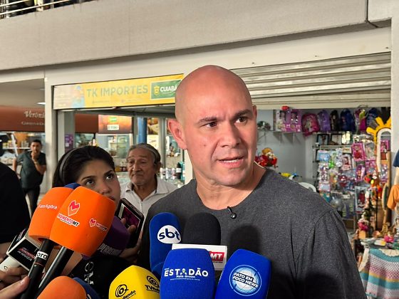 Abilio foi incisivo sobre os problemas físicos do prédio, destacando que o teto da área de alimentação passará por uma transformação completa