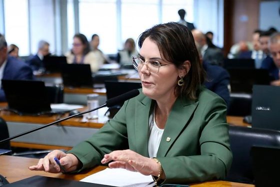 "Os bandidos estão se aproveitando do Judiciário politizado”, atacou.