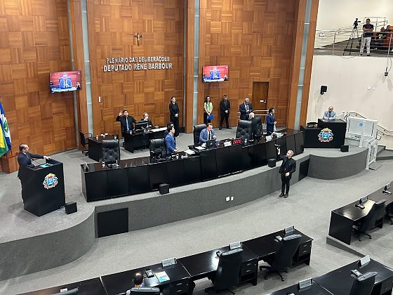 Plenário da ALMT esvaziado nesta quarta-feira (9).