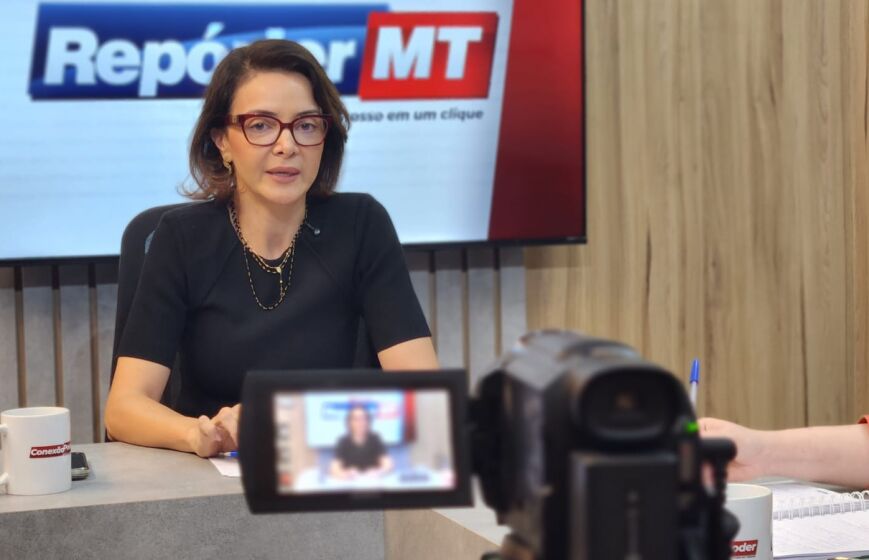 Francielle Claudino Brustolin é procuradora da Assembleia Legislativa de Mato Grosso (ALMT) e sub-procuradora da Procuradoria Especial da Mulher da ALMT