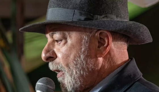 Lula Canta Roberto Carlos
