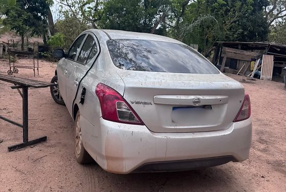 Carro usado para matar Marcos Benedito da Silva foi encontrado abandonado na estrada de Varginha