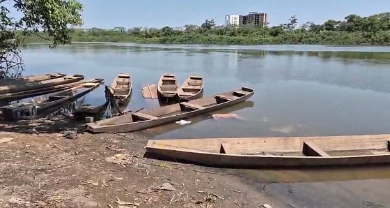 Corpo foi encontrado na manhã desta sexta-feira por pescadores.