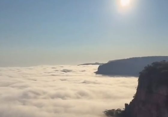 Imagens publicadas nas redes sociais do Morro dos Ventos mostram a formação tomando toda a parte baixa da paisagem
