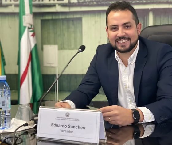 A Justiça Eleitoral determinou a notificação do candidato a deputado federal Eduardo Sanchez