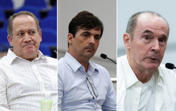  Antônio Gomes da Silva, Hedilerson Fialho Martins Barbosa e Etevaldo Luiz Caçadini de Vargas estão no banco dos réus.