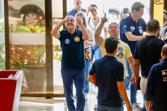 Pivetta lançou o desafio ao prefeito Cláudio Ferreira para viabilizar áreas e anunciou a intenção de construir 5 mil casas populares em Rondonópolis.