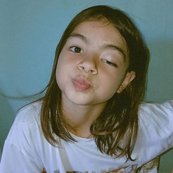 Rebeca Vitória precisa retornar a Goiânia para consultas e exames, segundo a mãe.
