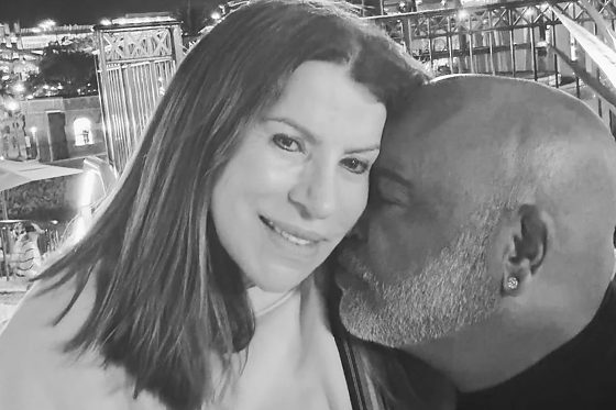 Viúva publicou textos sobre a saudade do cantor e afirmou que gostaria de ouvir novamente a voz do marido.