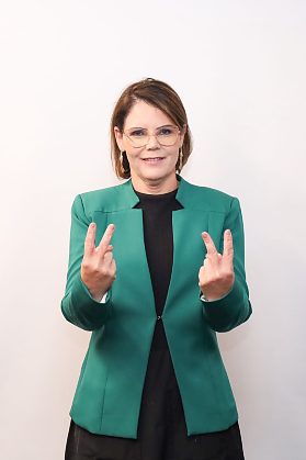 Parlamentar supera marca de Wellington Fagundes, registrada em 2010, e conquista a maior votação já obtida por uma deputada federal em Mato Grosso.