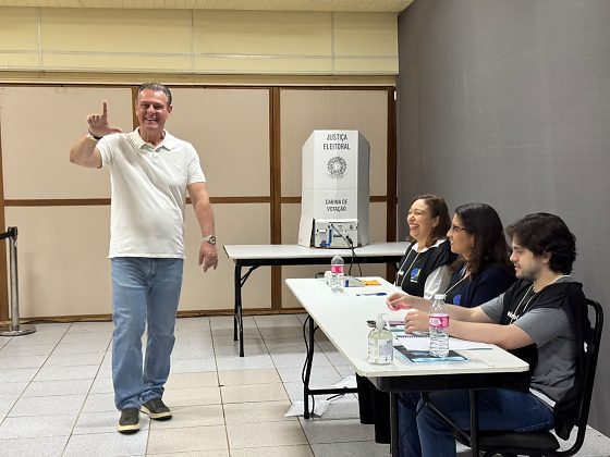 Candidato votou em Cuiabá na manhã deste domingo (4).