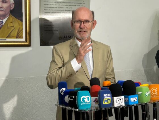 O deputado estadual reeleito Carlos Avaloni (PSDB) avalia frustração de colegas com resultado das urnas