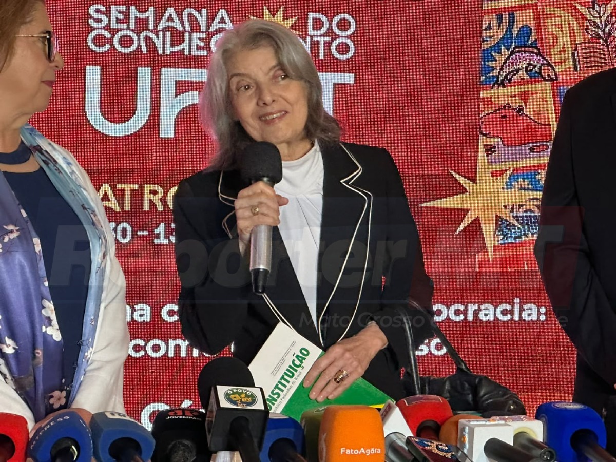 Cármen Lúcia defende liberdade de imprensa em evento em Cuiabá