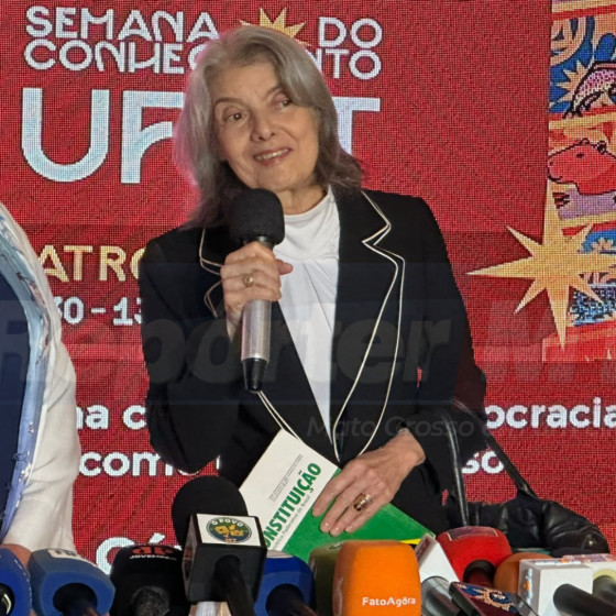 A participação da ministra diante da imprensa ficou restrita a um breve pronunciamento
