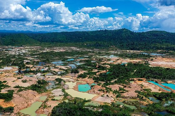 Garimpo ilegal na região amazônica; Justiça mantém sequestro de ativos do grupo criminoso investigado na Operação Ricezione.