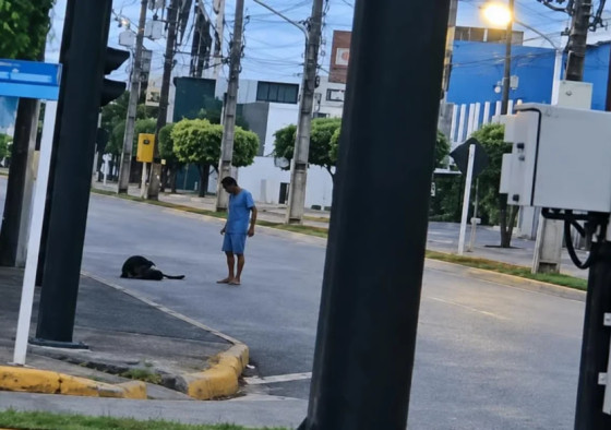 O adolescente chegou a ser socorrido e encaminhado ao hospital, mas morreu após dar entrada na unidade de saúde.