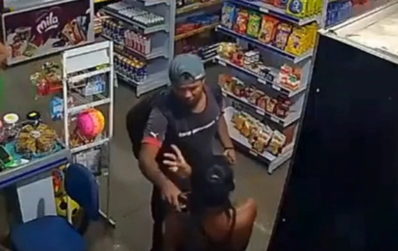 A arma usada no crime foi encontrada pela PM e Luciano foi preso após fugir.