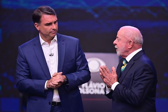 Lula e Flávio concordaram com a abertura de dados financeiros e telefônicos; pedido aguarda análise de André Mendonça no TSE.