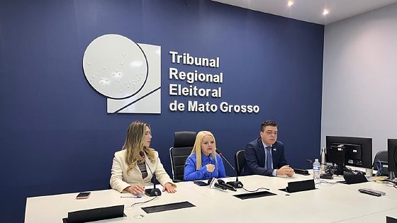 Balanço divulgado às 13h aponta dez pessoas conduzidas pela Polícia Militar, seis intercorrências relacionadas à energia elétrica e à substituição de urnas.