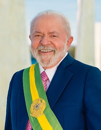 Após eleições, governo Lula prepara nova taxação sobre cigarros e “cervejinha”