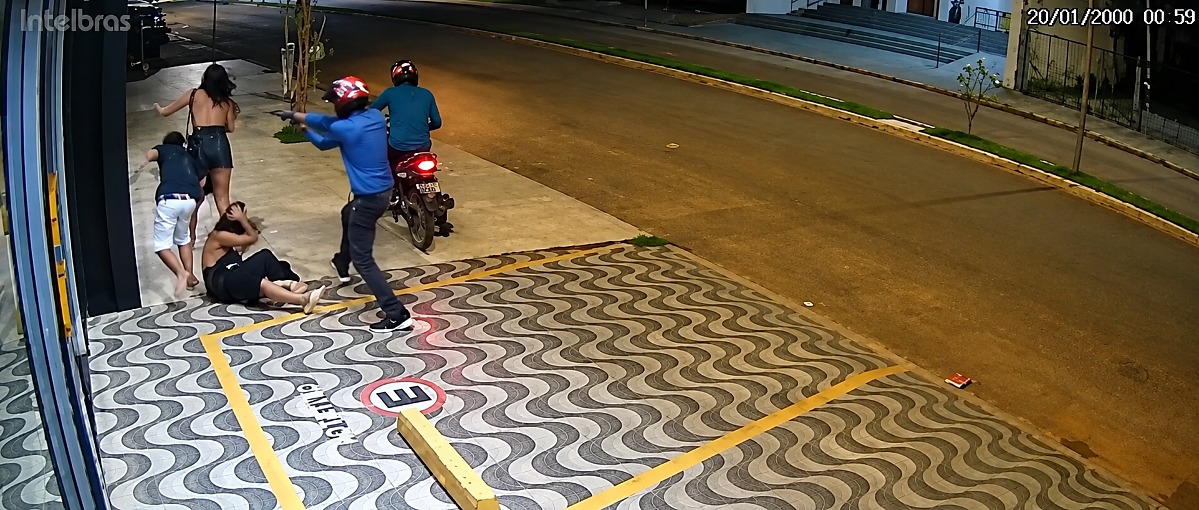 Câmera registra assassinato de jovem de 18 anos em Peixoto de Azevedo
