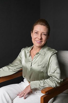 Flavia Moretti é prefeita de Várzea Grande