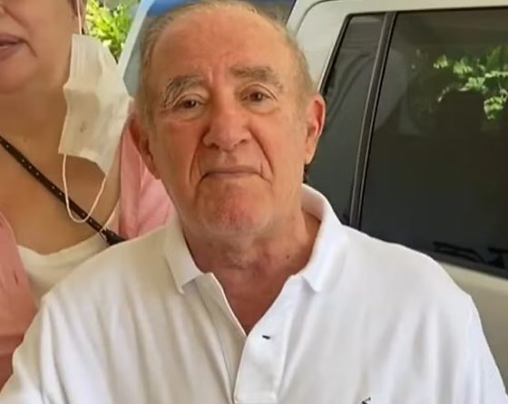 A mansão de Renato Aragão já chegou a ser colocada à venda.